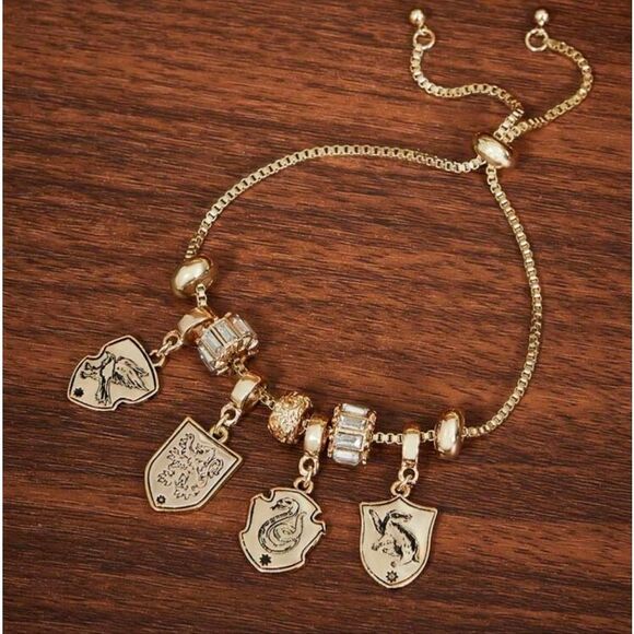 Harry Potter Themed Charm Bracelet - Picture 1 of 6